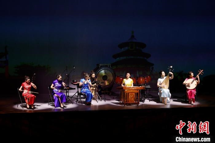 6日，“相約北京”奧林匹克文化節(jié)暨第22屆“相約北京”國(guó)際藝術(shù)節(jié)在京開幕?！?lt;a target='_blank' href='/'>中新社</a>記者 富田 攝