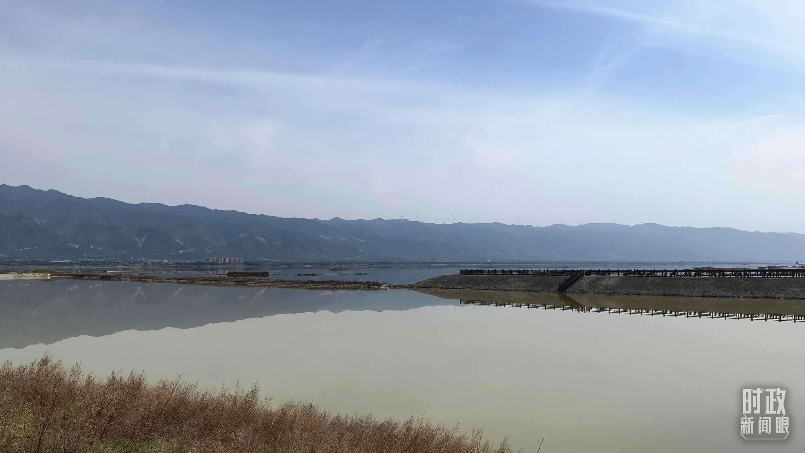 △運(yùn)城鹽湖。（總臺(tái)央視記者馬亞陽(yáng)拍攝）