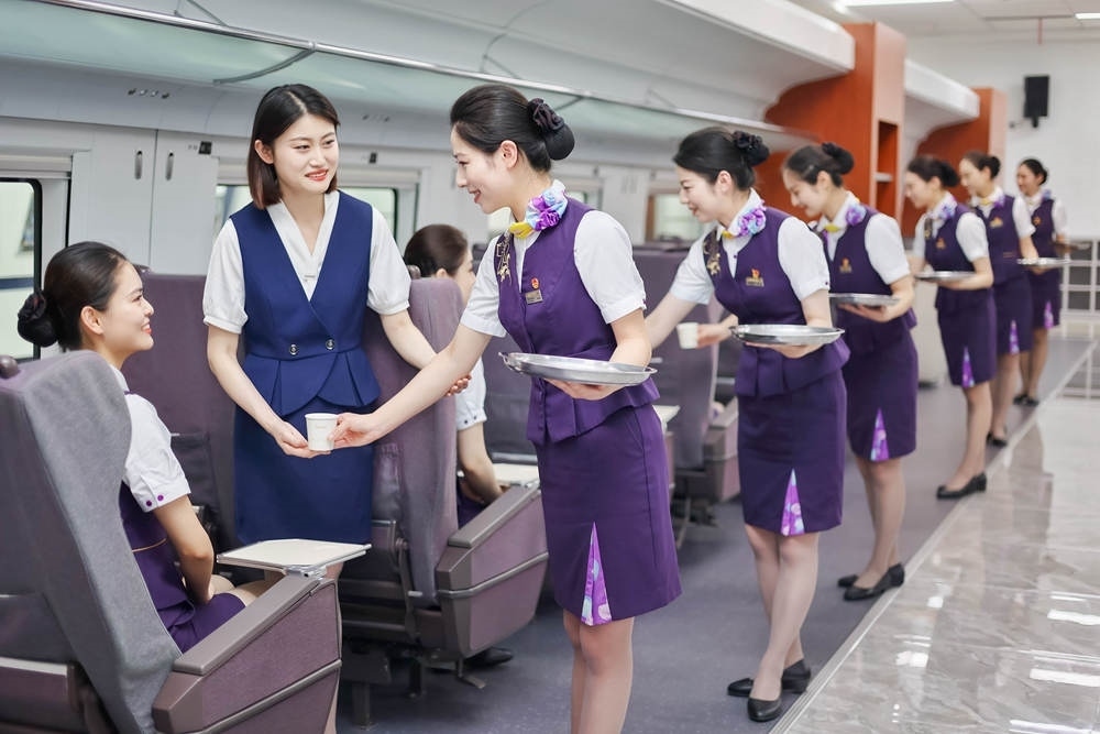 形象儀態(tài)塑造。