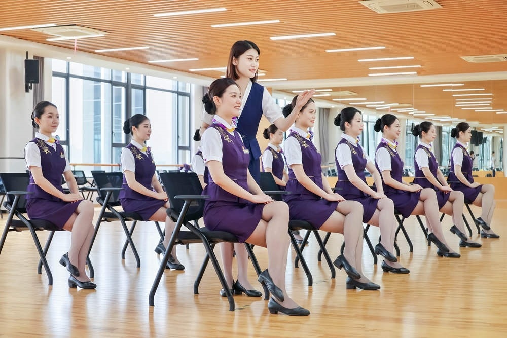 形象儀態(tài)塑造。