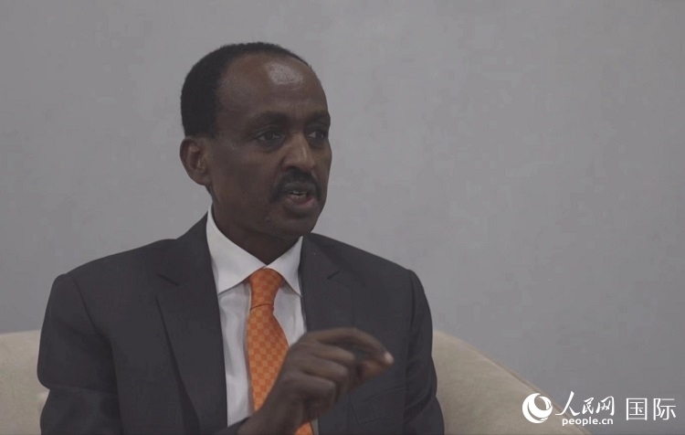 特肖梅·托加接受人民網(wǎng)專訪。人民網(wǎng)記者 劉寧攝