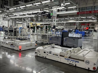 新能源汽車智能生產線。人民網 王紹紹攝