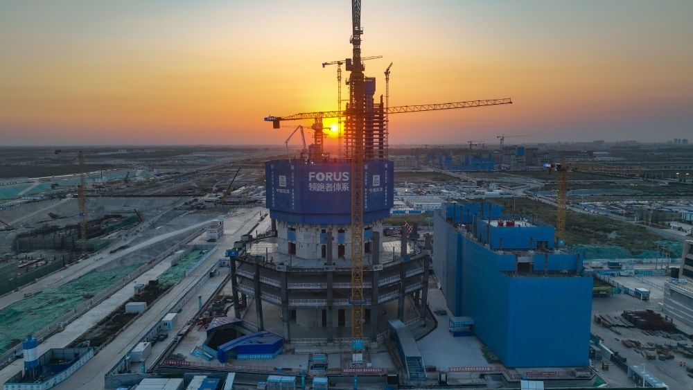 在雄安新區(qū)啟動區(qū)拍攝的中國中化大廈項目（9月21日攝，無人機照片）。新華社記者 張鋮 攝