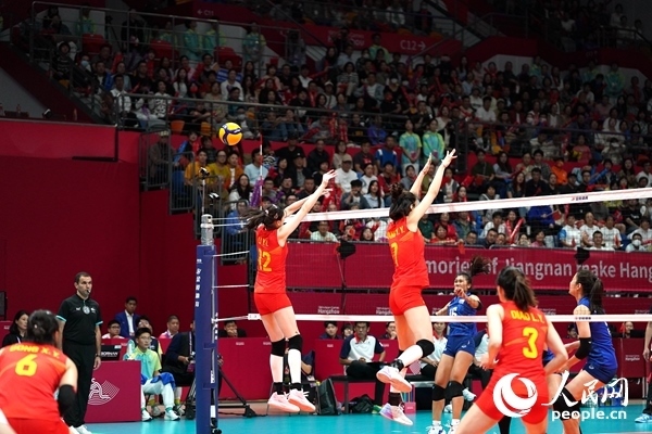 比賽現(xiàn)場(chǎng)。人民網(wǎng)記者 胡雪蓉?cái)z