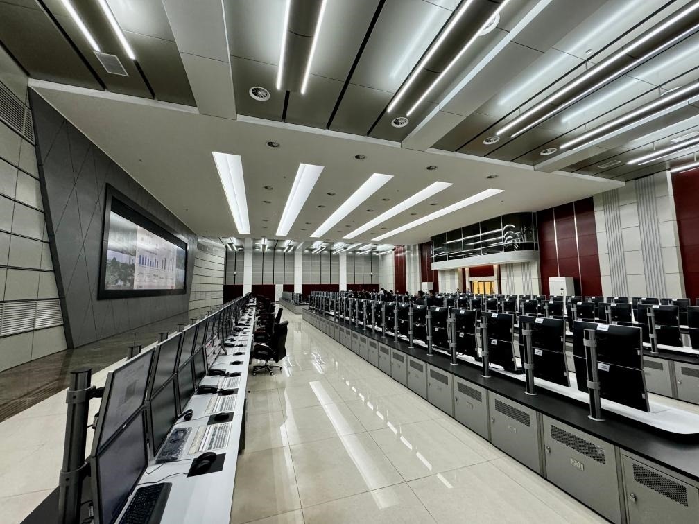 近日拍攝的公司管控中心。新華社記者 胡晨歡 攝