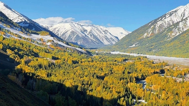 “新東方快車”沿途風(fēng)景。