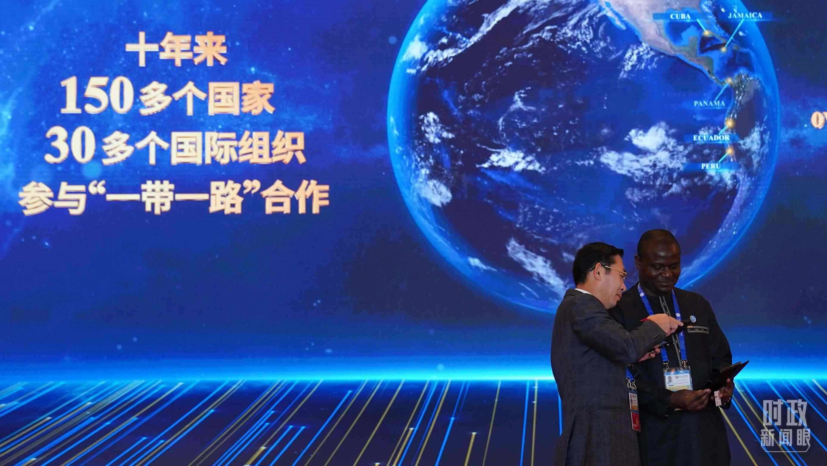 △“一帶一路”助力許多發(fā)展中國家加快邁向現(xiàn)代化的步伐。（總臺國廣記者李晉拍攝）