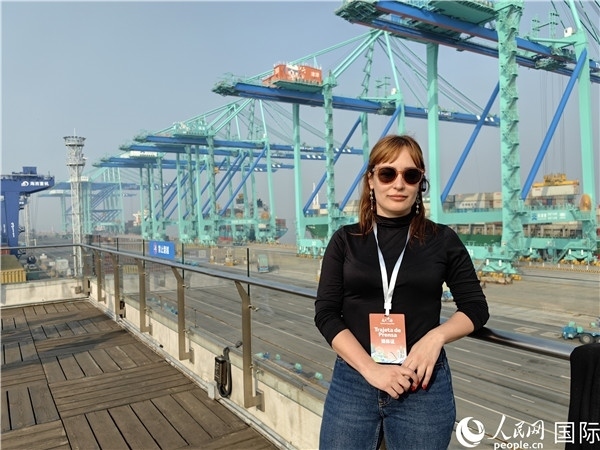 阿根廷公共電視臺(tái)記者萊蒂西亞接受采訪(fǎng)。人民網(wǎng)記者 符園園攝