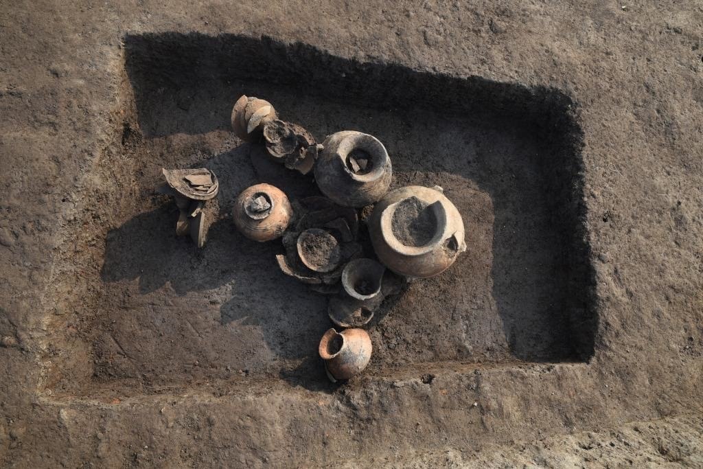 汶溪遺址河姆渡文化晚期墓葬。寧波市文化遺產(chǎn)管理研究院供圖