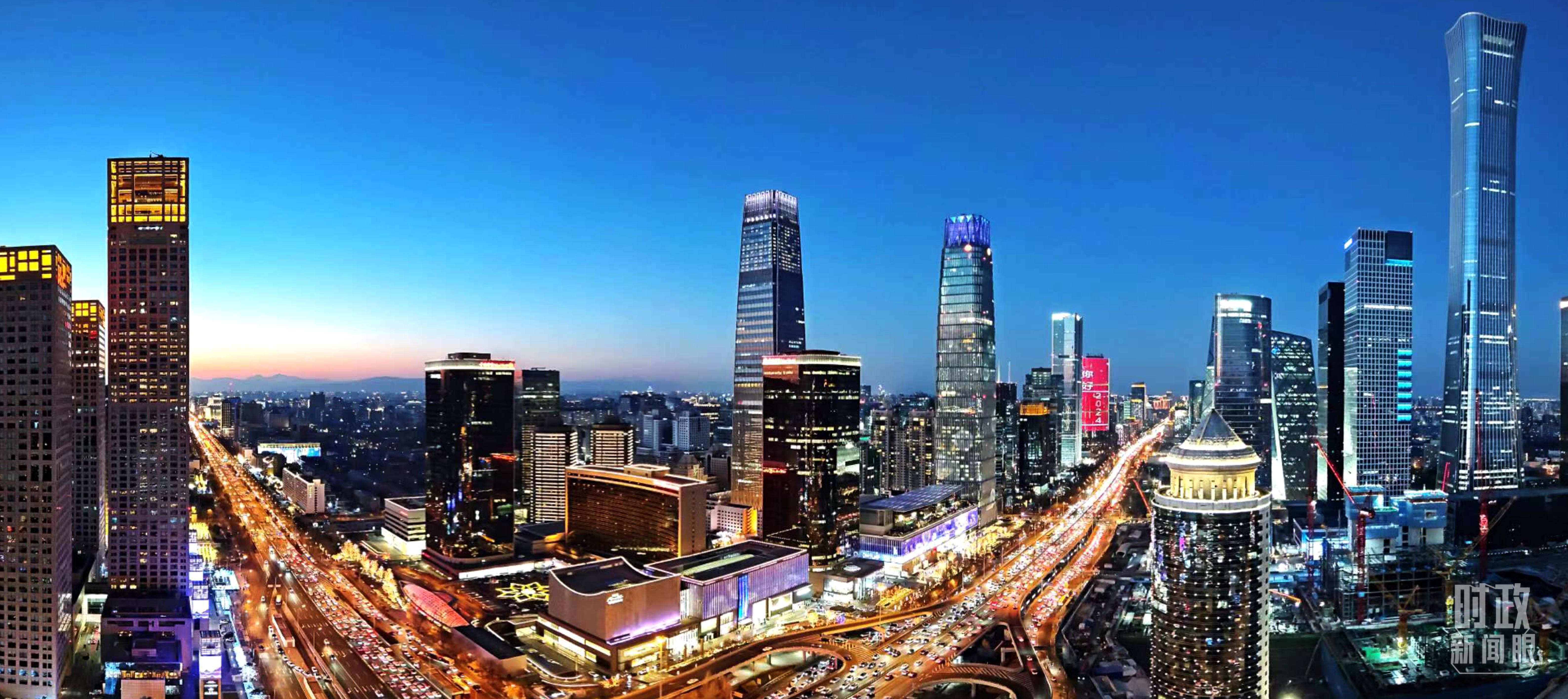 △2023年12月31日，北京CBD商圈。（總臺央視記者鐘信偉拍攝）