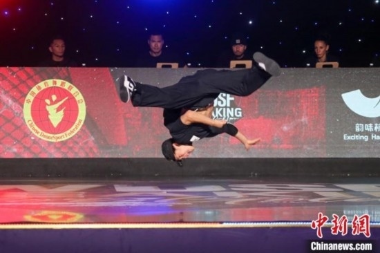 今年7月，首屆亞洲霹靂舞錦標(biāo)賽在拱墅運(yùn)河體育公園體育館舉行。郭天奇 攝