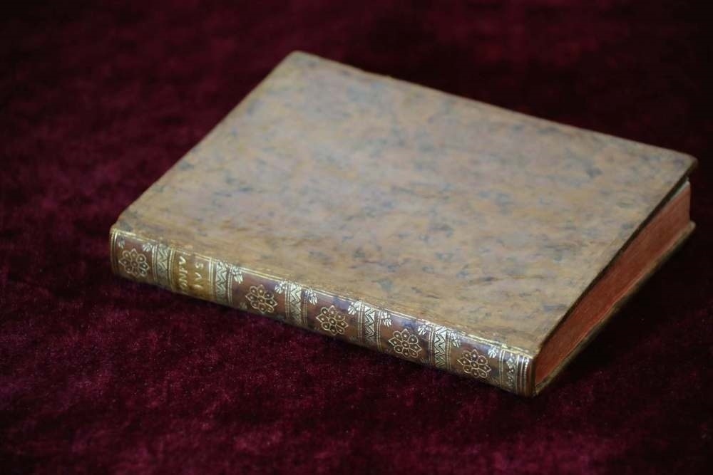 這是典藏于中國國家圖書館的《論語導(dǎo)讀》。