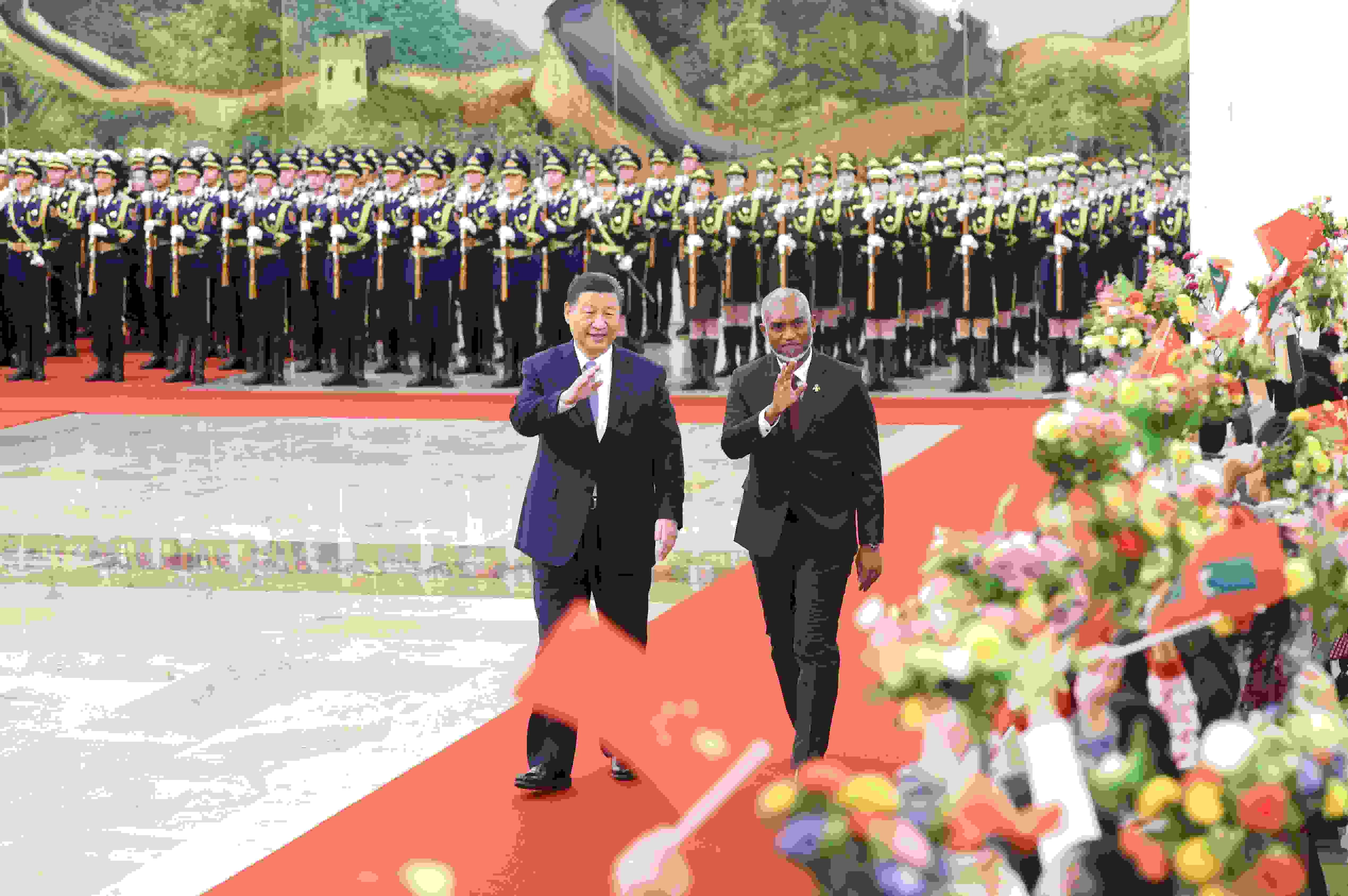 △2024年1月10日下午，國家主席習(xí)近平在北京人民大會(huì)堂同來華進(jìn)行國事訪問的馬爾代夫總統(tǒng)穆伊茲舉行會(huì)談。會(huì)談前，習(xí)近平主席在人民大會(huì)堂北大廳為穆伊茲總統(tǒng)舉行歡迎儀式。