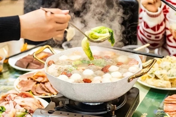 華南理工大學(xué)推出火鍋年夜飯。校方供圖