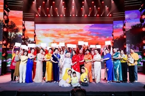 國家老年大學(xué)教學(xué)成果展演暨2024年春節(jié)特別節(jié)目。國家開放大學(xué)供圖