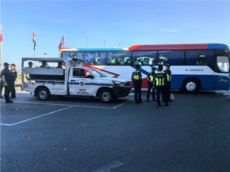 菲反有組織犯罪委員會等部門組織多次聯(lián)合突擊執(zhí)法。駐菲律賓使館供圖