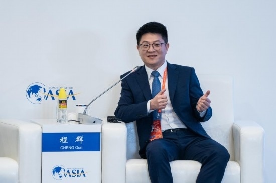 3月27日，猿輔導(dǎo)集團(tuán)副總裁、人工智能研究院院長程群在分論壇上發(fā)言。新華社記者 曹夢瑤 攝