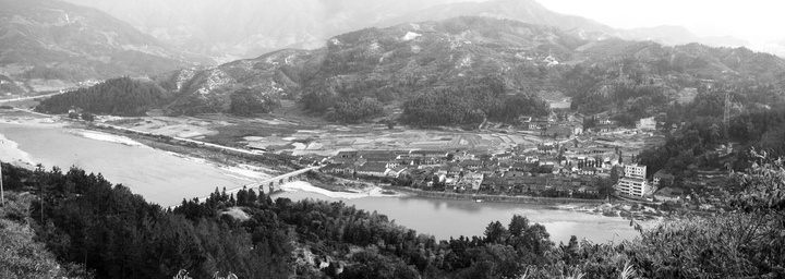 搬遷前的景寧外舍村。供圖 共享聯(lián)盟·景寧