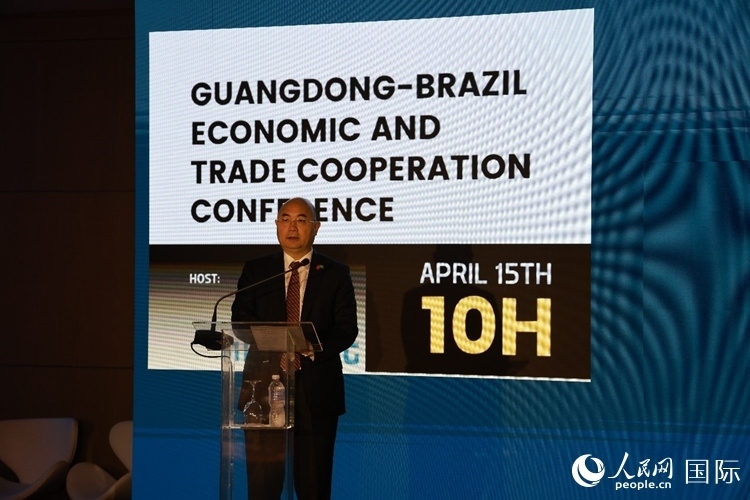 廣東海外聯(lián)誼會會長王瑞軍在推介會上致辭。人民網(wǎng)記者 陳海琪攝