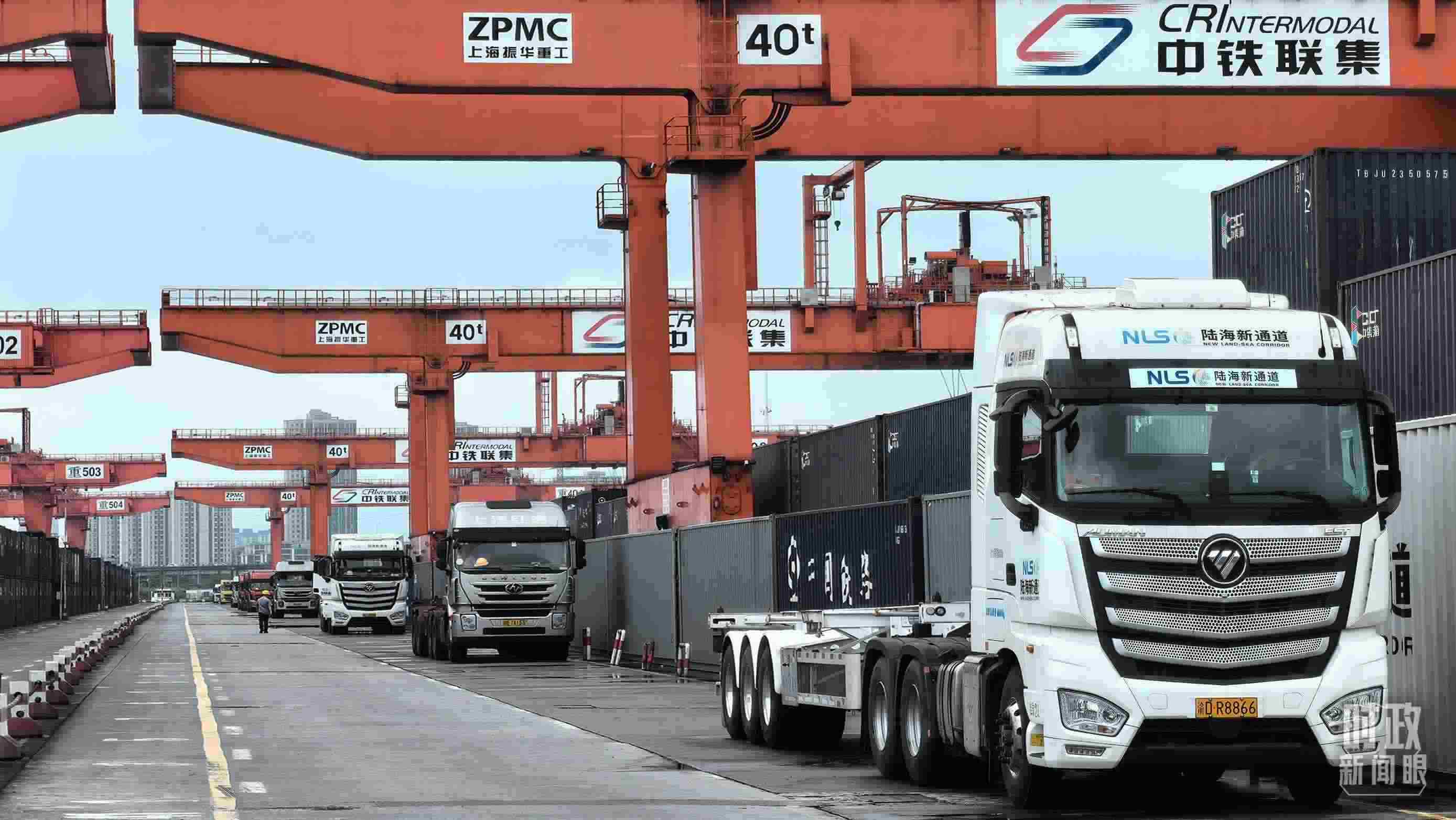 △重慶國際物流樞紐園區(qū)。（總臺央視記者趙化拍攝）