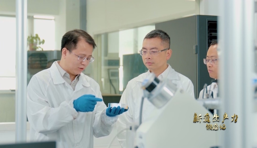 長沙巴斯夫杉杉電池材料研究院，正在進行電池材料研究。