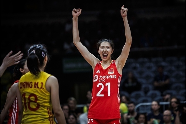 吳夢潔慶祝得分。圖片來源：國際排聯(lián)