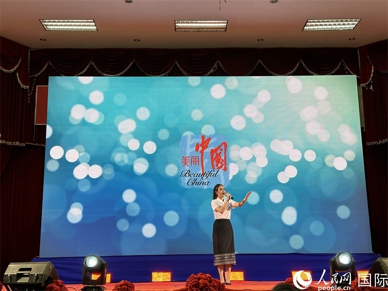 圖片：老撾選手進(jìn)行中文演講。孫廣勇攝