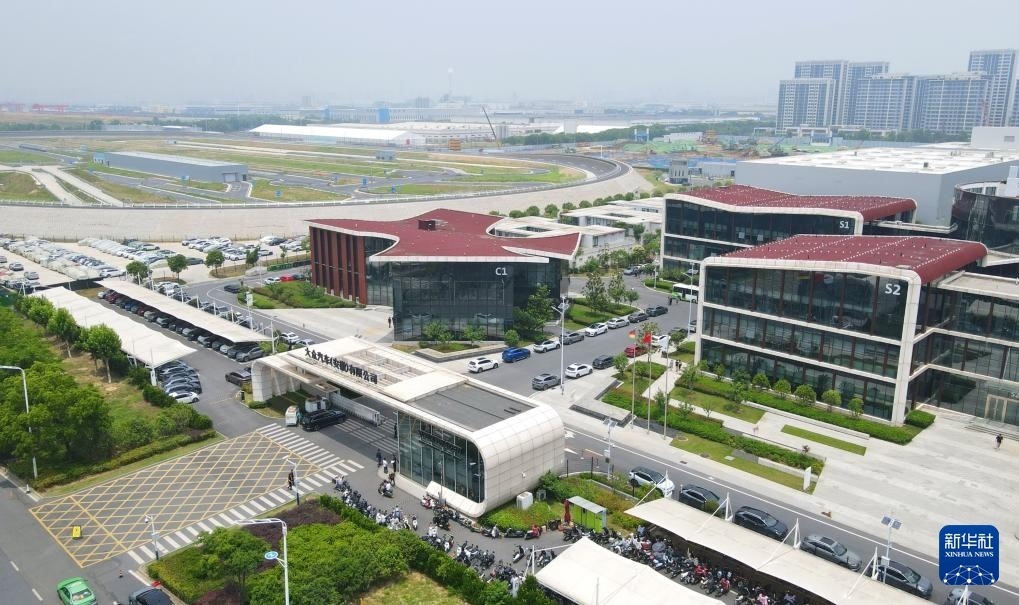 大眾汽車（安徽）有限公司外景（無人機(jī)照片，2024年6月7日攝）。新華社記者 郭晨 攝