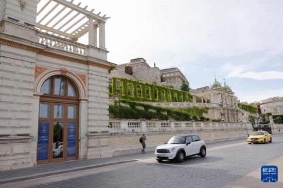 這是7月1日在匈牙利布達佩斯拍攝的匈牙利作為歐盟輪值主席國舉辦系列活動的場地外景。新華社發(fā)（弗爾季·奧蒂洛攝）