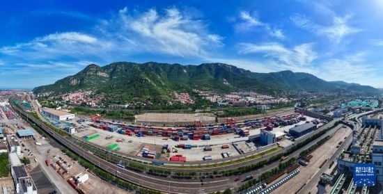 這是6月26日拍攝的中哈連云港物流合作基地（無人機(jī)照片）。新華社記者 季春鵬 攝