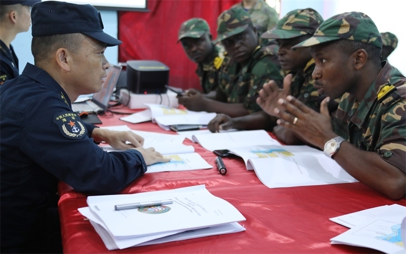 聯(lián)合導演部磋商。崔曉洋攝