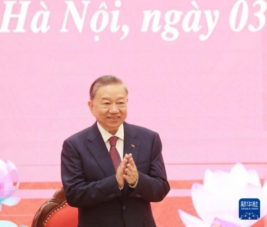 8月3日，在越南河內(nèi)，蘇林出席新聞發(fā)布會(huì)。新華社/越通社