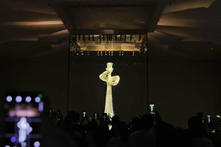 8月31日，亞洲媒體考察團參訪三星堆博物館。《中國經(jīng)濟周刊》記者肖翊攝