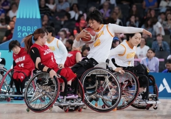 巴黎殘奧會｜“撞車、摔倒，我們都習(xí)慣了”