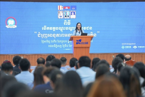 占尼莫在開幕式致辭?；顒又鬓k方供圖