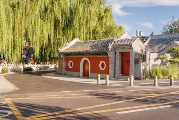 北京建筑大學(xué)古建保護與利用專業(yè)師生對北京德勝門內(nèi)大街開展空間品質(zhì)綜合提升項目，圖為項目竣工后的實景圖。校方供圖