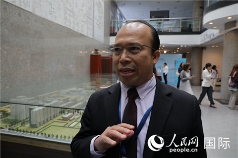 馬來(lái)西亞駐華使館參贊阿茲蘭接受人民網(wǎng)采訪。人民網(wǎng) 王婧攝