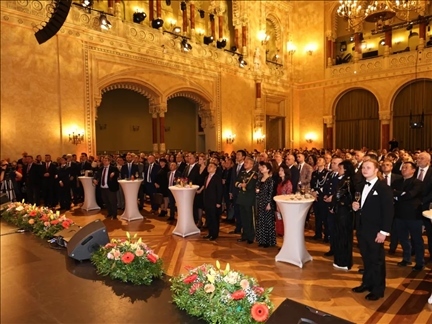 招待會(huì)現(xiàn)場(chǎng)。中國(guó)駐匈牙利大使館供圖