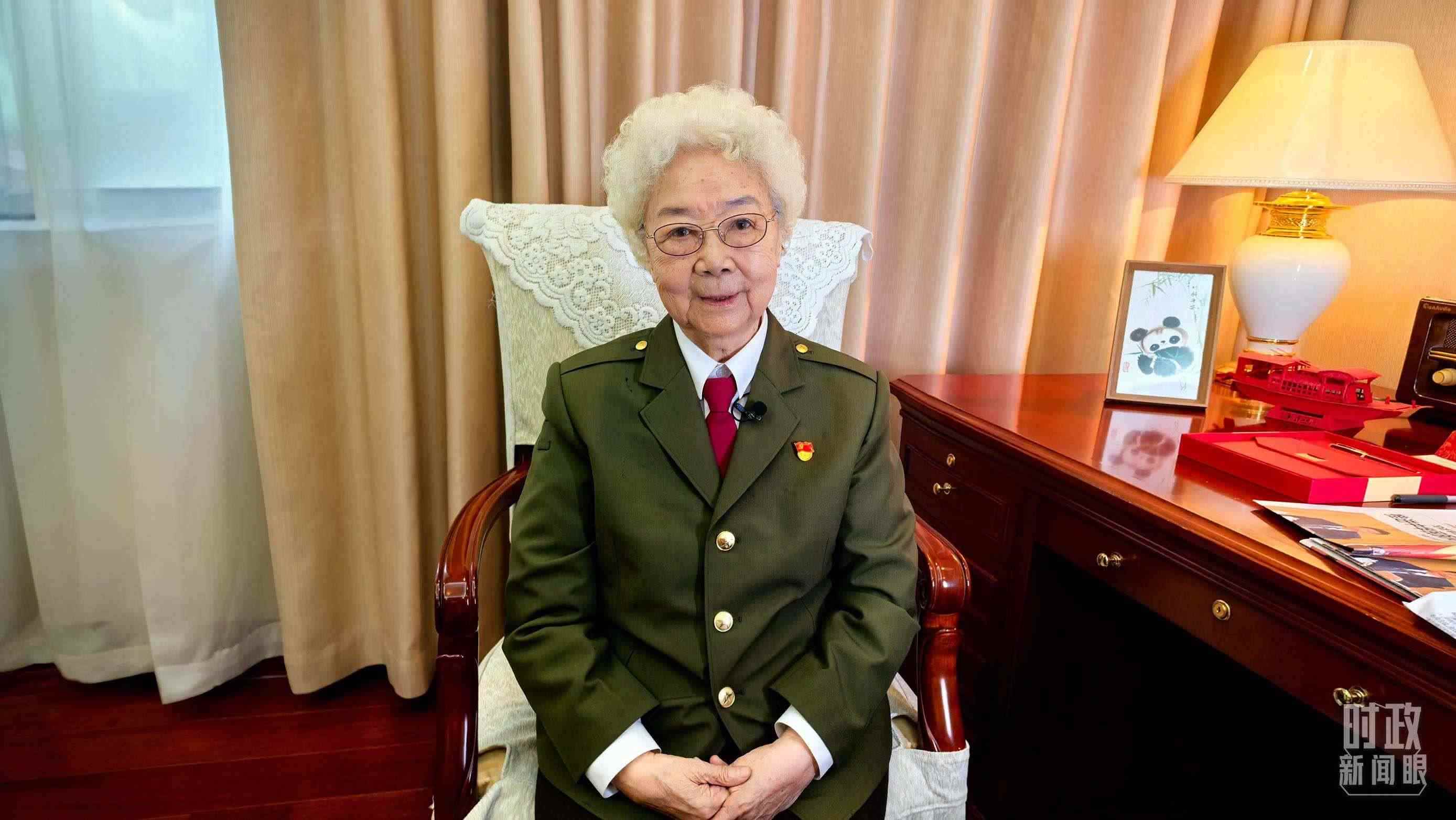 “人民藝術(shù)家”國(guó)家榮譽(yù)稱號(hào)獲得者田華。（總臺(tái)央視記者史偉拍攝）