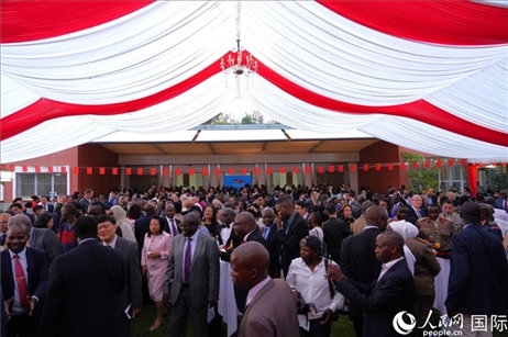 國慶招待會現(xiàn)場。人民網(wǎng)記者 黃煒鑫攝