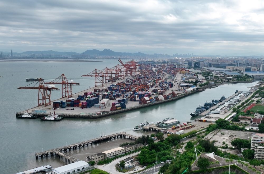這是中國（福建）自由貿(mào)易試驗(yàn)區(qū)廈門片區(qū)內(nèi)的廈門海天碼頭（2024年9月4日攝）。