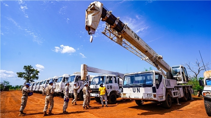 展開裝備核查。秦貴君攝