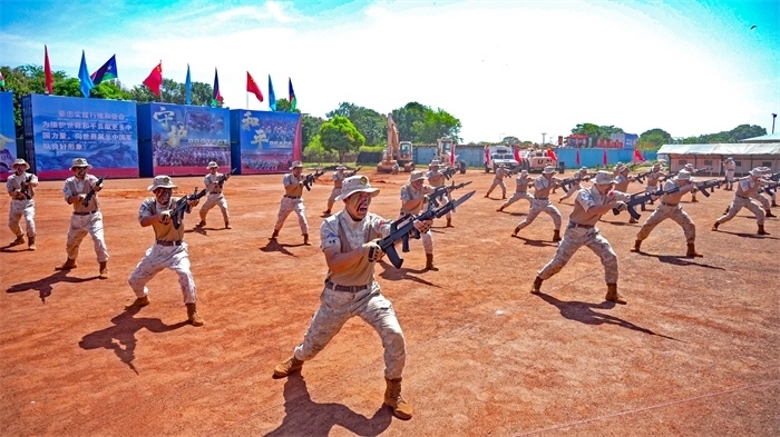 刺殺操表演。王軍杰攝