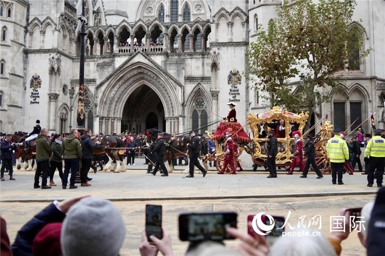 2024倫敦金融城市長(zhǎng)就職巡游現(xiàn)場(chǎng)。吳若鳴攝