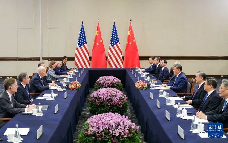 當(dāng)?shù)貢r間11月16日下午，國家主席習(xí)近平在利馬同美國總統(tǒng)拜登舉行會晤。新華社記者 丁林 攝