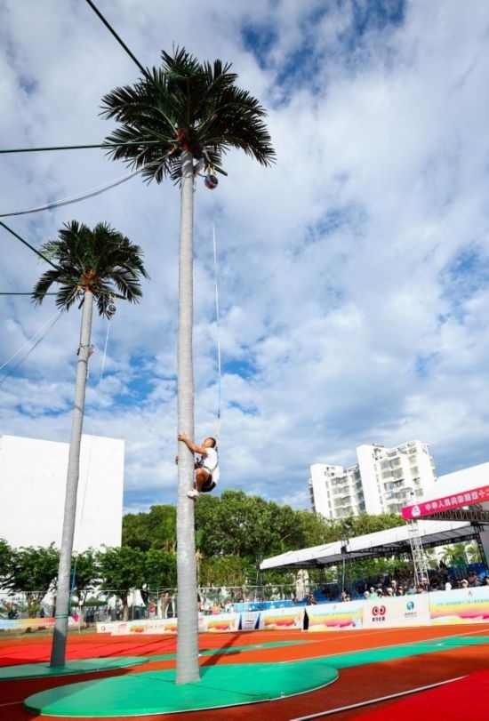 11月23日，海南隊選手曾祥天在比賽中。新華社記者 楊植森 攝