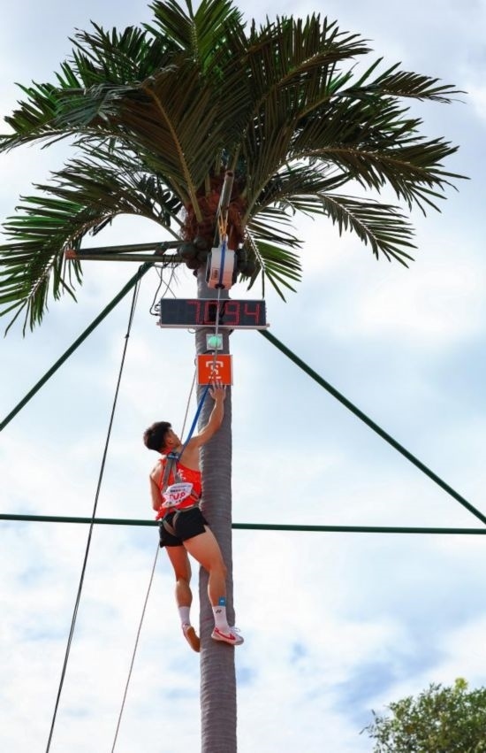 11月23日，廣東隊選手黃新鴻在比賽中。新華社記者 楊植森 攝