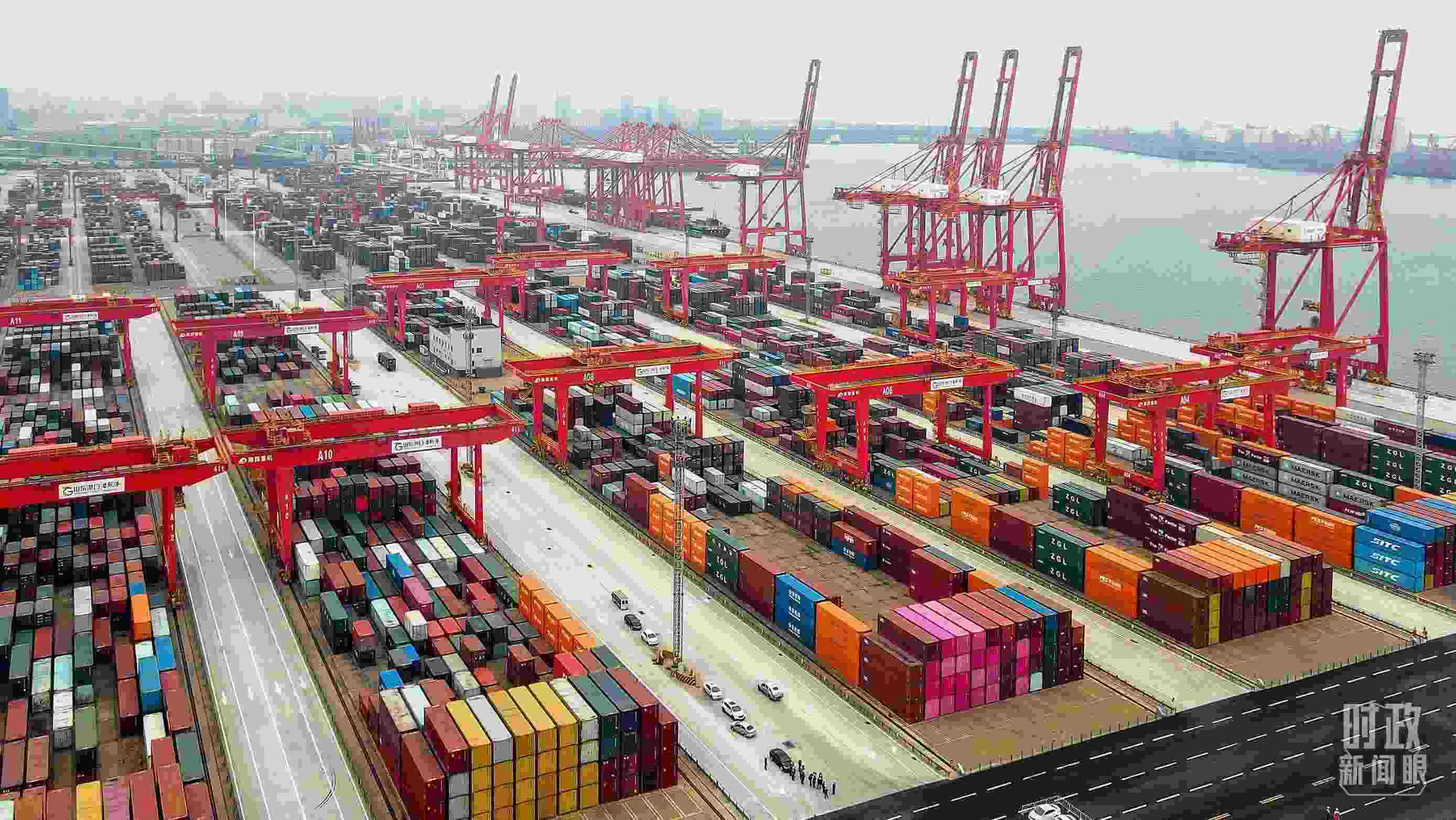 △山東日照港。（總臺(tái)央視記者劉琦拍攝）