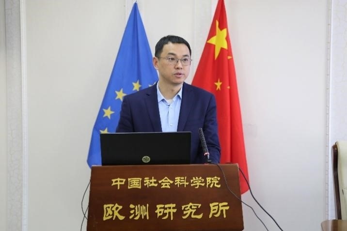 社會科學(xué)文獻出版社副總編輯童根興作開幕式致辭。吳迪攝