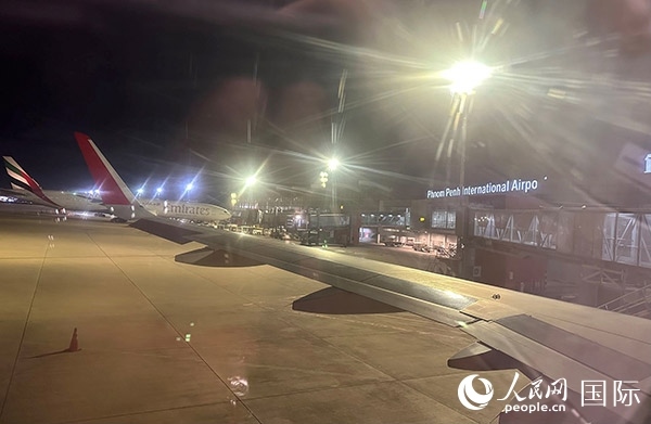 金邊機場。人民網(wǎng)記者 簡承淵攝